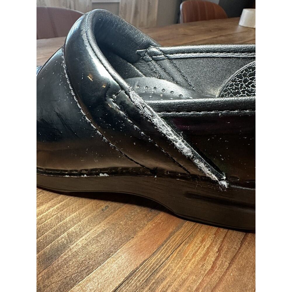 Dansko XP Womens 37 Shiny Black Patent Leather Slip On Comfort Shoes Clogs - Picture 9 of 12